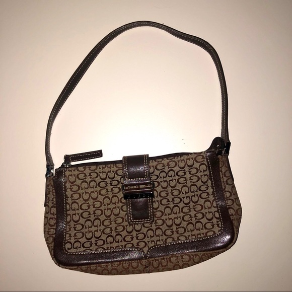 Guess Handbags - Vintage shoulder bag. Guess